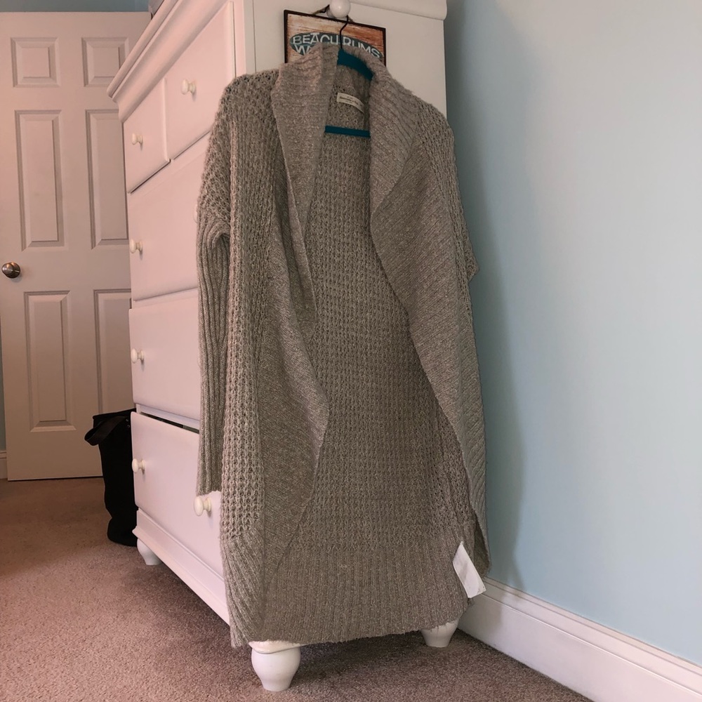 Abercrombie & Fitch Gray Cardigan Sweater